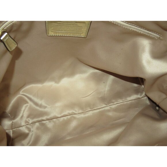 Coach Poppy Signature Canvas & Leather Heart Glam Tote Freshly cleaned - Picture 6 of 15
